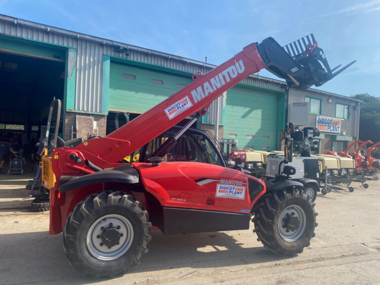 Another 9.0m Manitou Telehandler Added to Range - Didcot Plant
